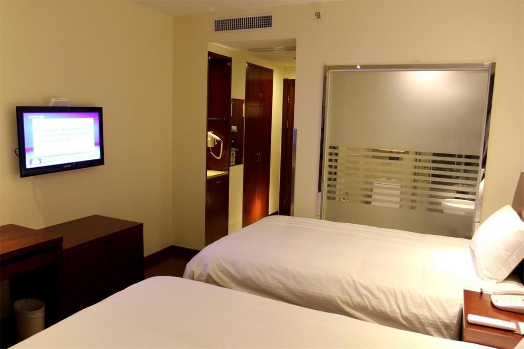 Greentree Inn Yiwu International Trade City Hotel Oda fotoğraf